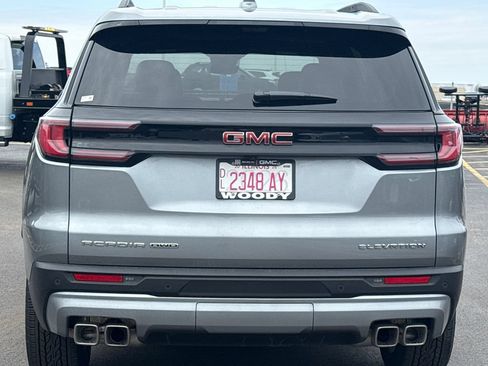 New 2026 GMC Acadia Elevation w/ Elevation Premium Package AWD/4WD image 9