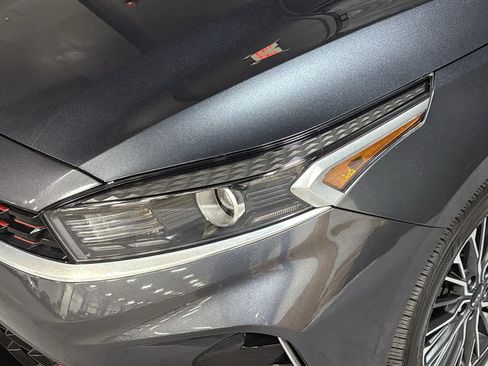 Used 2023 Kia Forte GT-Line FWD image 7