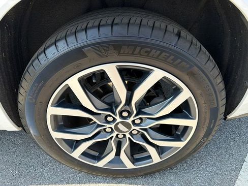 Used 2021 Cadillac XT6 Sport image 20