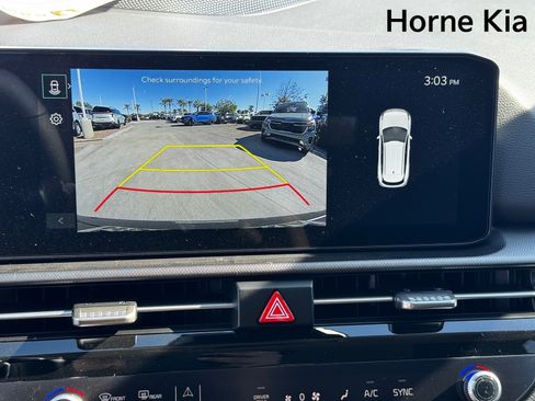 New 2026 Kia Sportage LX FWD image 15
