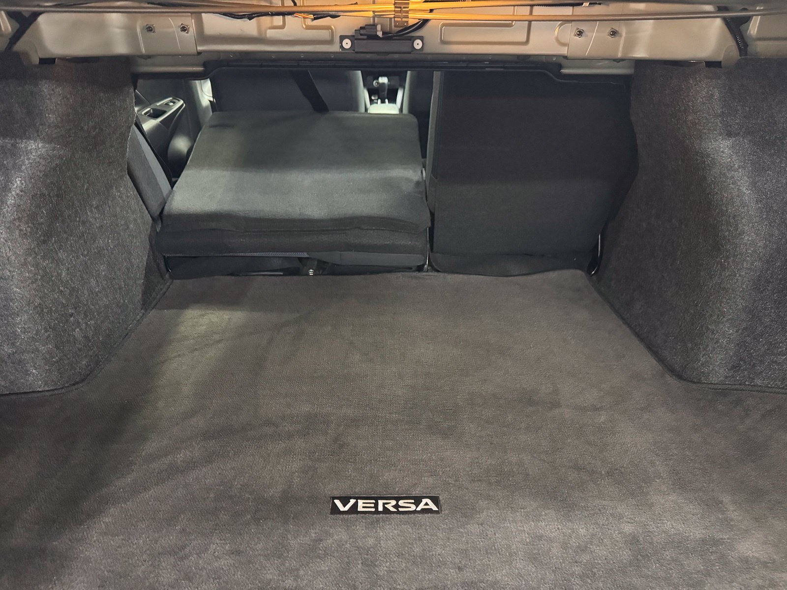 Certified 2024 Nissan Versa SV FWD image 37