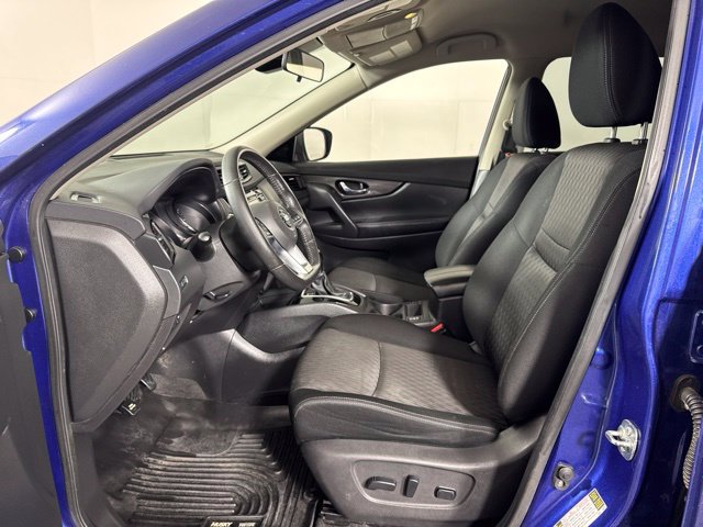 Used 2019 Nissan Rogue SV AWD/4WD image 11
