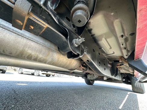 Used 2010 Ford F150 XLT image 31