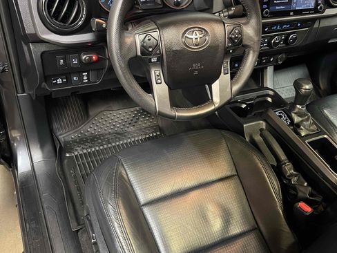 Used 2021 Toyota Tacoma TRD Sport w/ TRD Premium Sport Package RWD image 28