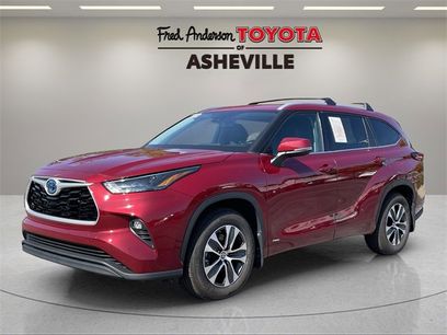 Used 2022 Toyota Highlander XLE