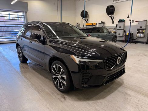 Used 2023 Volvo XC60 B5 Plus w/ Protection Package Premier image 7