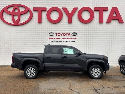 New 2026 Toyota Tacoma SR5 image 4