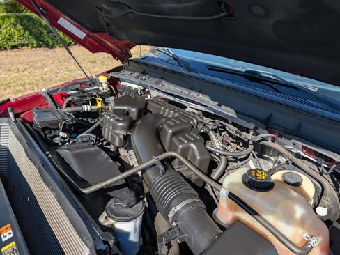 Used 2016 Ford F250 Lariat w/ Lariat Interior Package image 36