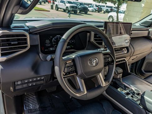 Used 2026 Toyota Sequoia Platinum AWD/4WD image 17