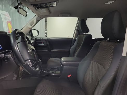 Used 2016 Toyota 4Runner Trail image 12