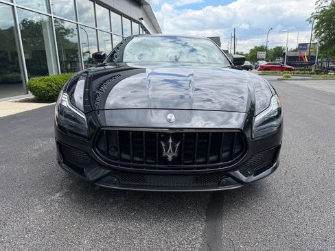Used 2023 Maserati Quattroporte Modena Q4 AWD/4WD image 3