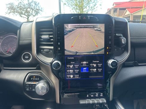 Used 2019 RAM 1500 Laramie AWD/4WD image 8