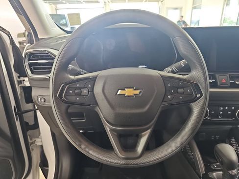 Certified 2024 Chevrolet TrailBlazer LS w/ LS Convenience Package FWD image 22
