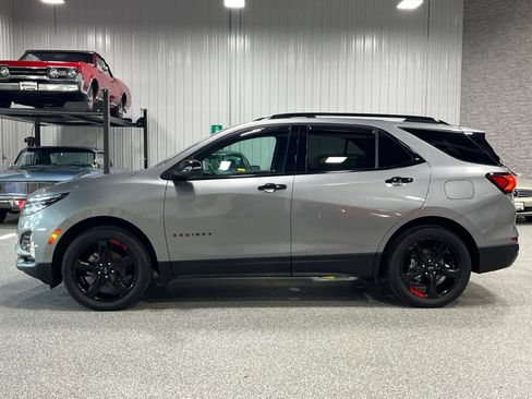 Certified 2023 Chevrolet Equinox Premier image 2