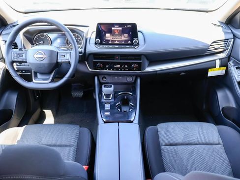 New 2026 Nissan Rogue SV FWD image 6