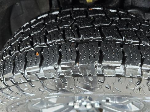 Used 2016 Chevrolet Colorado Z71 image 19