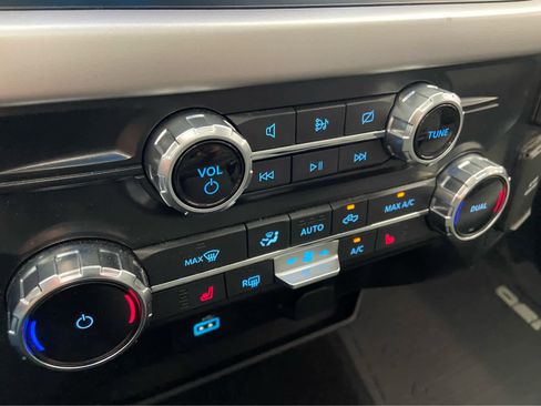 Used 2022 Ford F150 XLT w/ Equipment Group 302A High AWD/4WD image 45