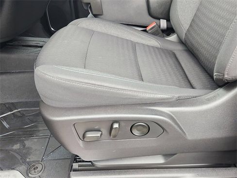 Used 2023 Chevrolet Silverado 1500 LT image 23
