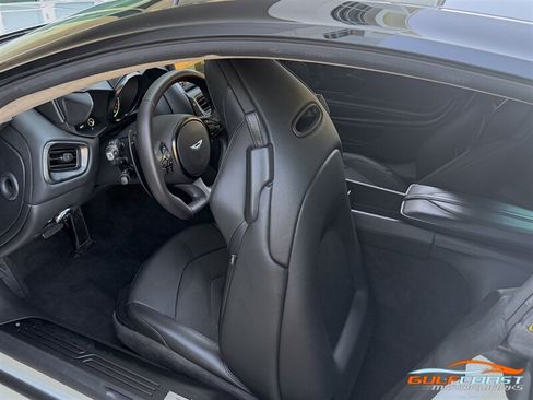 Used 2019 Aston Martin DBS Superleggera RWD image 23