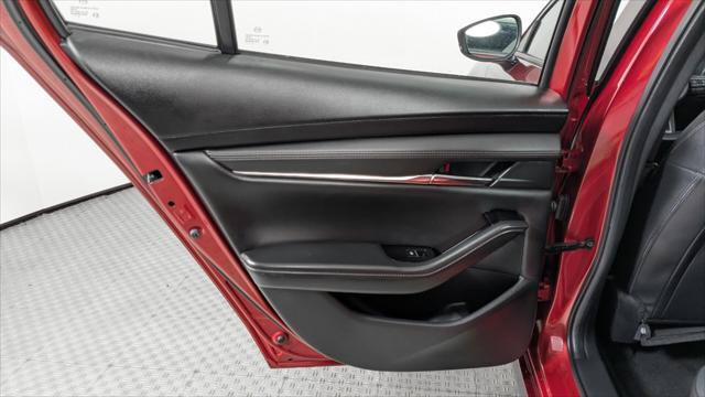 Used 2025 MAZDA MAZDA3 s FWD image 13