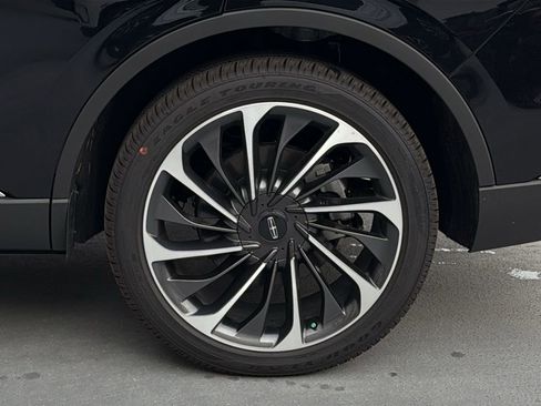 New 2025 Lincoln Aviator Reserve w/ Illumination Package image 4