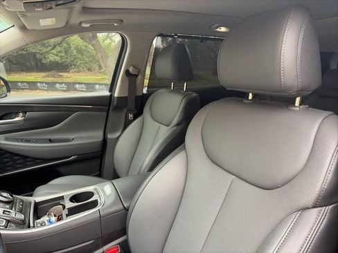 Used 2023 Hyundai Santa Fe SEL w/ Premium Package FWD image 9