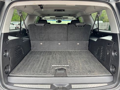 Used 2016 Cadillac Escalade ESV Premium AWD/4WD image 18