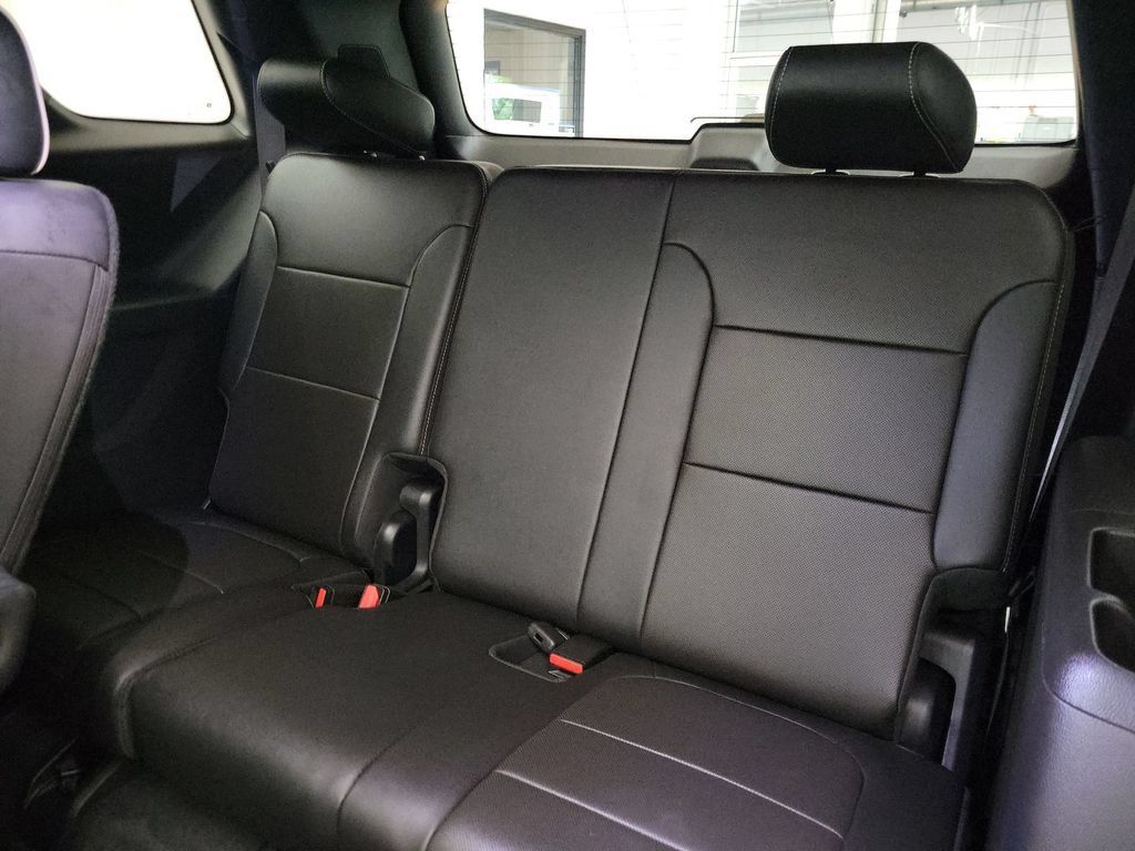 Certified 2023 Chevrolet Traverse Premier AWD/4WD image 14