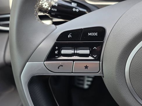 Certified 2025 Hyundai Elantra Sport FWD image 28
