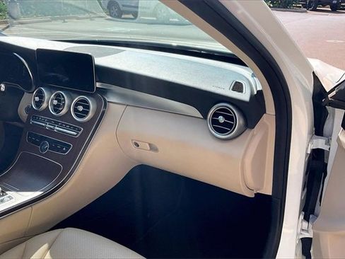 Used 2021 Mercedes-Benz C 300 Sedan image 16