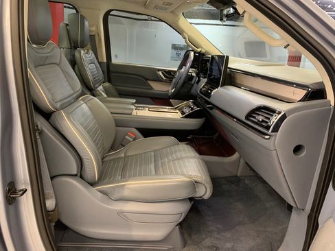 Used 2023 Lincoln Navigator Black Label AWD/4WD image 81