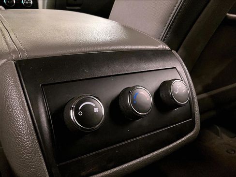 Used 2017 Chevrolet Traverse LT AWD/4WD image 33