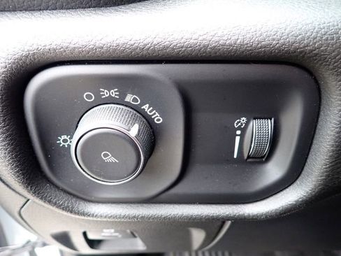 Used 2023 RAM 1500 Big Horn AWD/4WD image 19