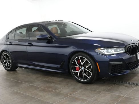 Used 2023 BMW M550i xDrive w/ Executive Package AWD/4WD image 6