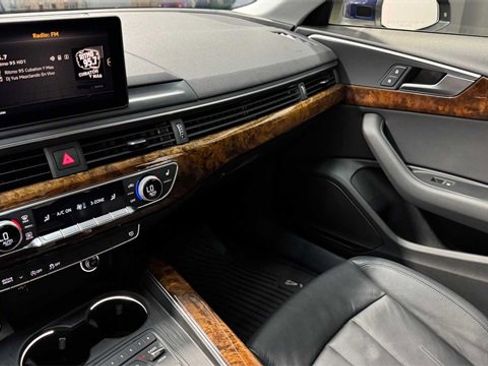 Used 2019 Audi A4 2.0T Premium w/ Convenience Package image 27