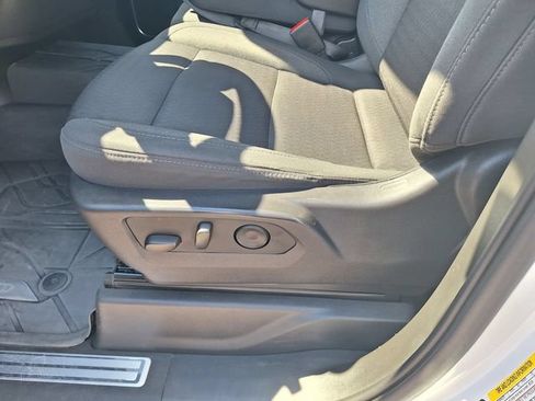 Used 2023 Chevrolet Silverado 1500 LT w/ Protection Package AWD/4WD image 18