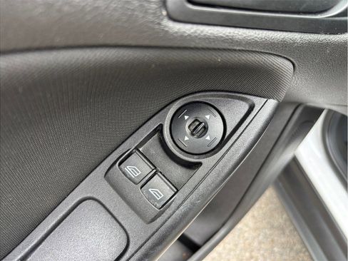 Used 2016 Ford Focus S image 16