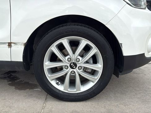 Used 2018 Kia Soul + FWD image 32