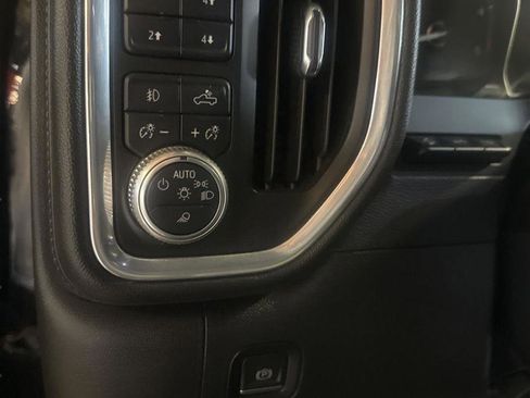 Used 2020 GMC Sierra 2500 Denali w/ Denali Ultimate Package AWD/4WD image 14