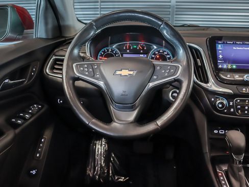 Used 2022 Chevrolet Equinox Premier image 18
