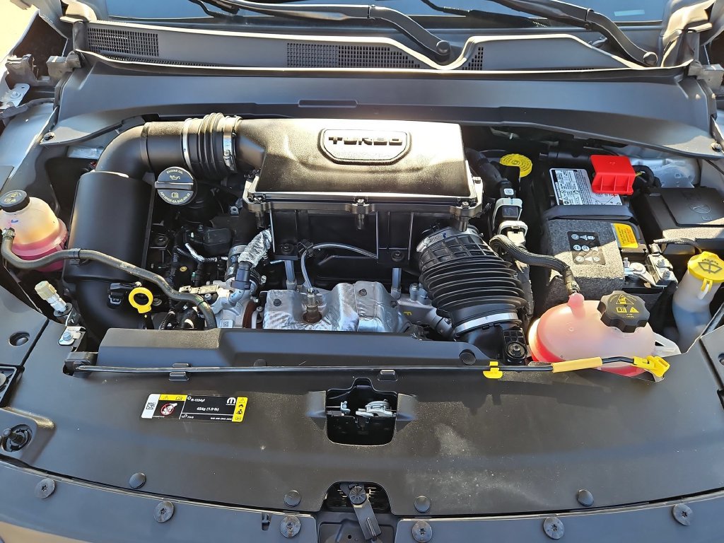 Used 2025 Jeep Compass Trailhawk AWD/4WD image 32