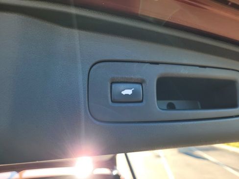 Used 2015 Honda CR-V Touring image 9