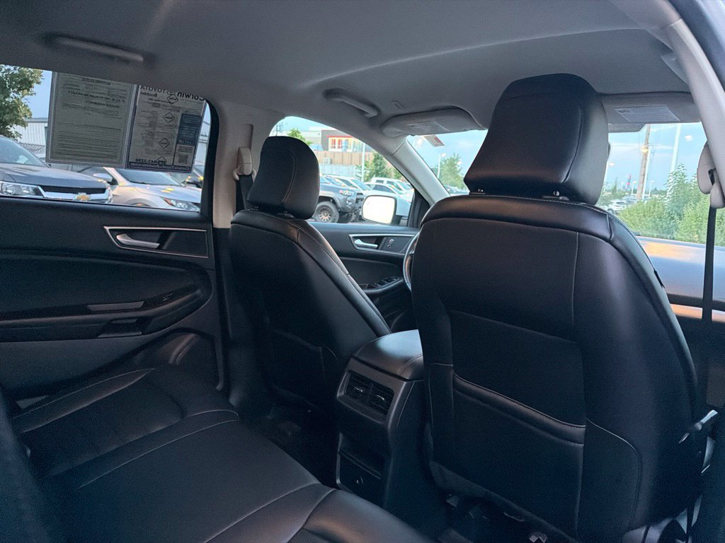 Used 2024 Ford Edge SEL AWD/4WD image 15