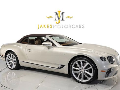 Used 2020 Bentley Continental GT AWD/4WD image 15