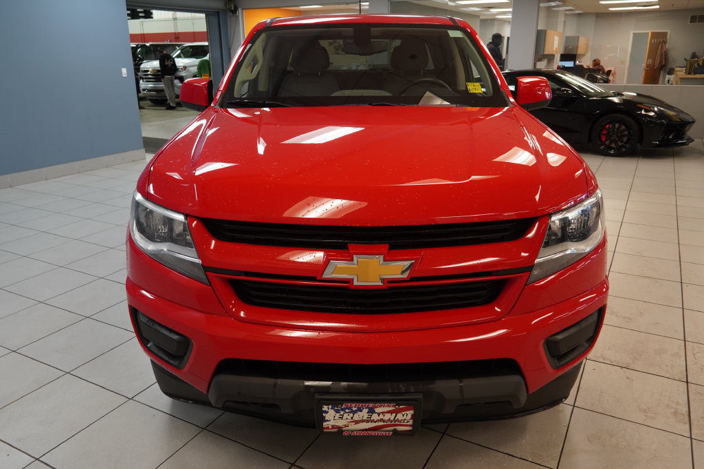Used 2019 Chevrolet Colorado W/T w/ Custom Special Edition AWD/4WD image 14