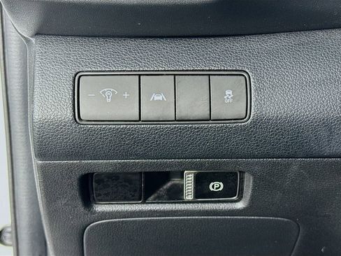Used 2022 Hyundai Santa Fe SEL w/ Winter Weather Package FWD image 10