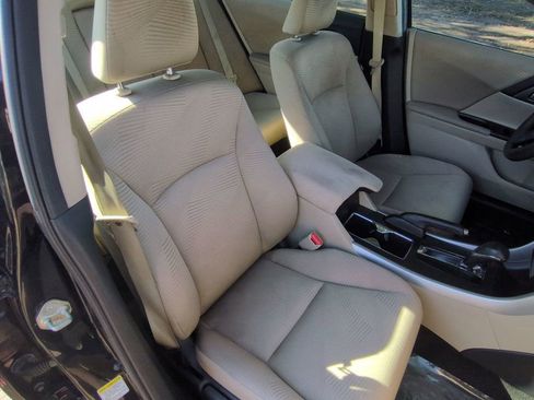 Used 2015 Honda Accord LX image 20