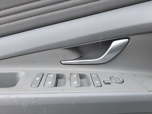 New 2026 Hyundai Elantra SEL Sport Premium FWD image 22