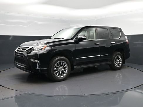 Used 2019 Lexus GX 460 Luxury AWD/4WD image 3