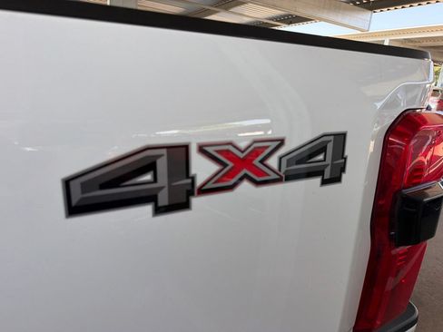Used 2024 Ford F250 XL w/ STX Appearance Package AWD/4WD image 10